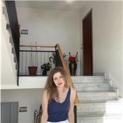 Diploma in beni culturali, è disponibile per lezioni di storia dell’arte, letteratura, filosofia e altre materie umanistiche